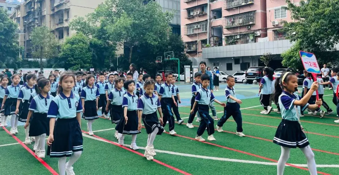 刻苦训练篮球时如何避免受伤的建议_2